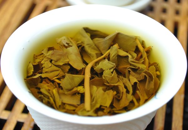 2002 CNNP Wild Tree Ye Sheng Purple Raw Pu-erh Tea Cake