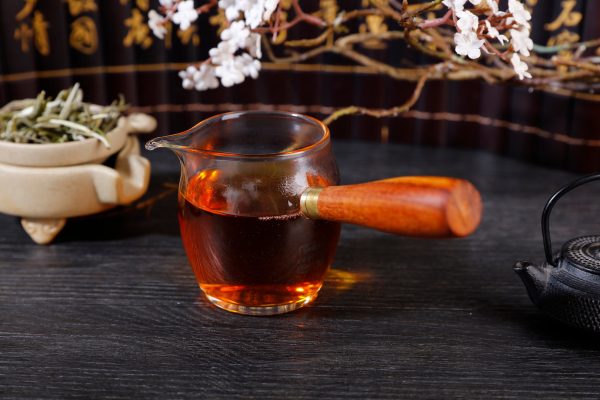 Wooden Handle Kyusu Cha Hai Pitcher with Yunnan Sourcing Logo