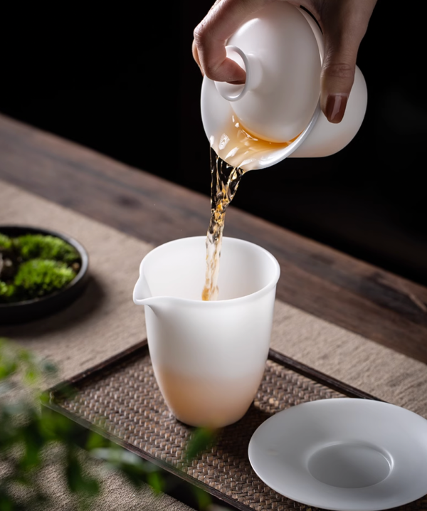 Mutton Fat Ice Jade Porcelain Tall Pitcher Cha Hai